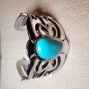 Boho Turquoise Cuff Bracelet in Excellent Condition